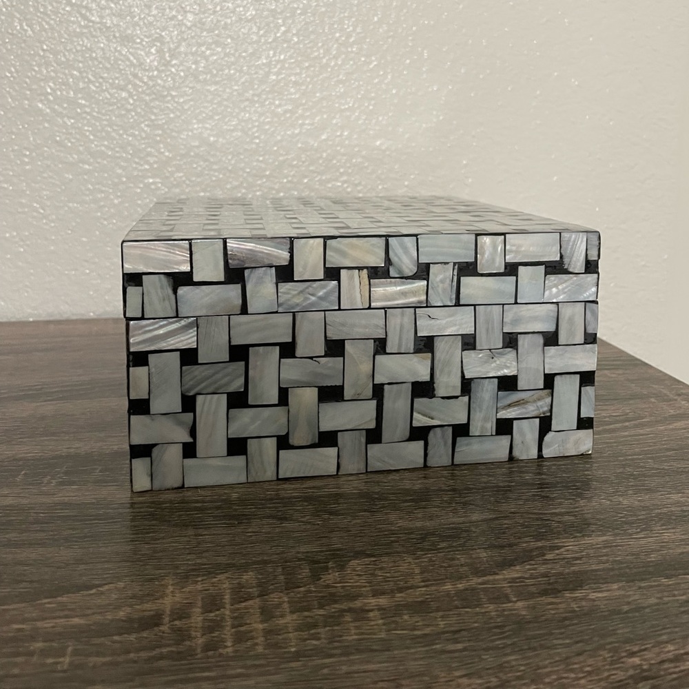 Grey-ish Blue Shell Inlay Box - Picture 3 of 5